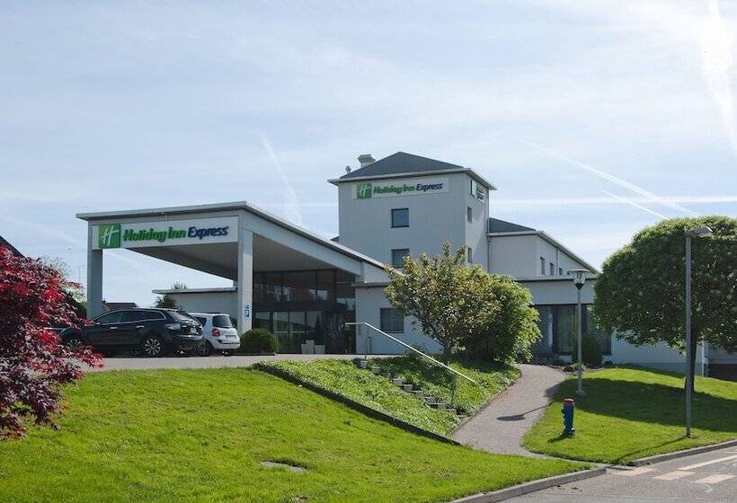 Hotel Holiday Inn Express Luzern Neuenkirch, An Ihg