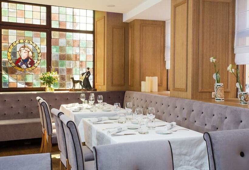 호텔 Hôtel Le Rapp