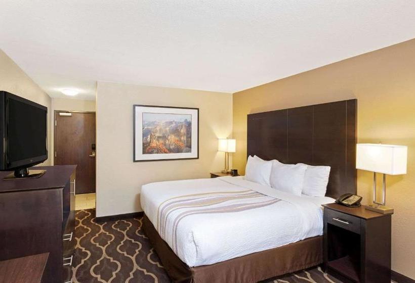 酒店 La Quinta Inn & Suites Las Vegas Tropicana