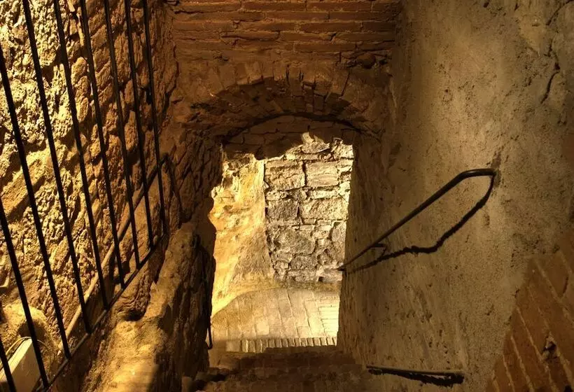 酒店 L'antico Pozzo