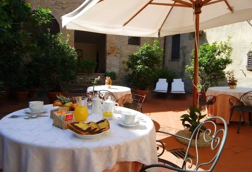 酒店 L'antico Pozzo