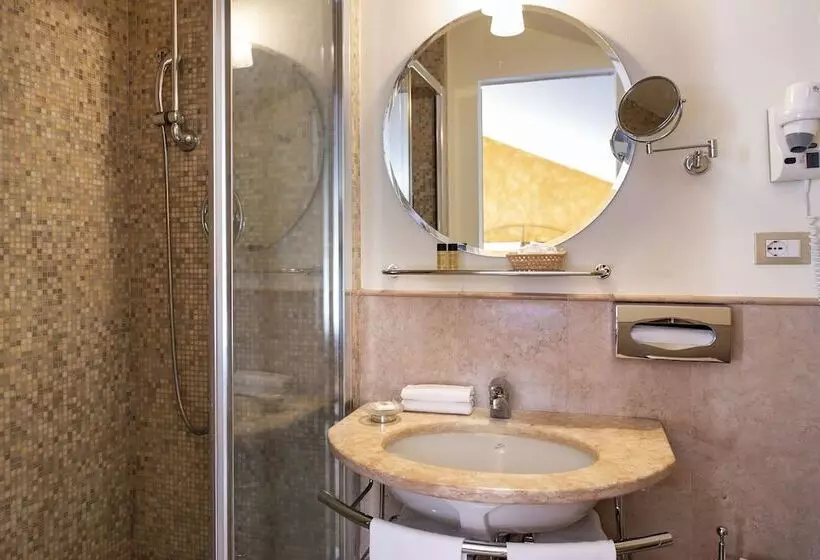 酒店 L'antico Pozzo