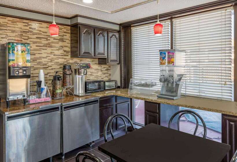 Szálloda Super 8 By Wyndham Tulsa/arpt/st Fairgrounds