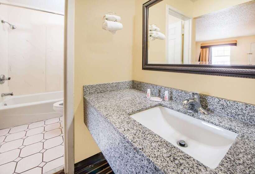 Szálloda Super 8 By Wyndham Tulsa/arpt/st Fairgrounds