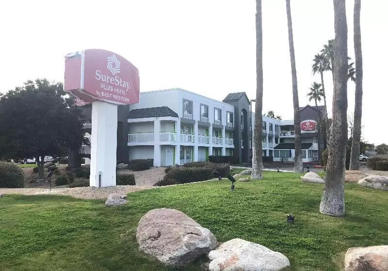 هتل Revival Scottsdale Studios