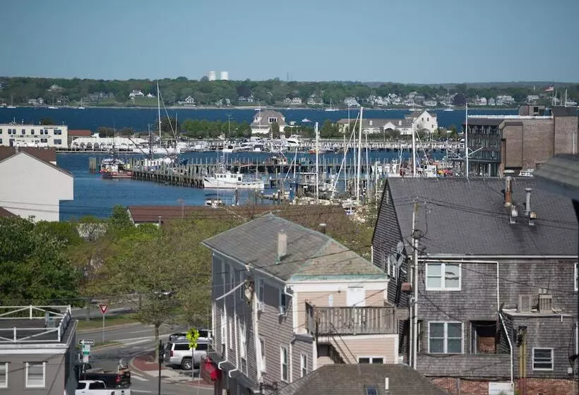 酒店 The Outlook Inn