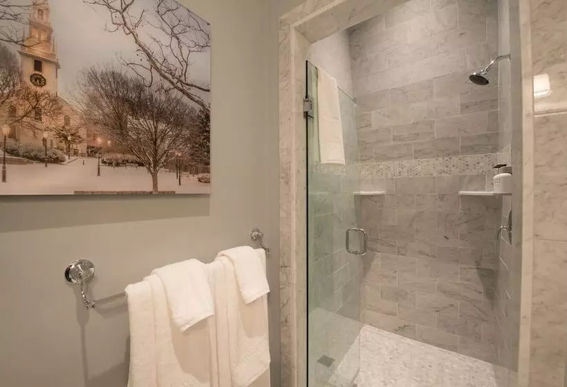 酒店 The Outlook Inn