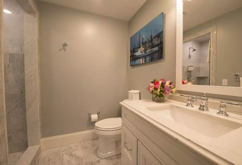 酒店 The Outlook Inn