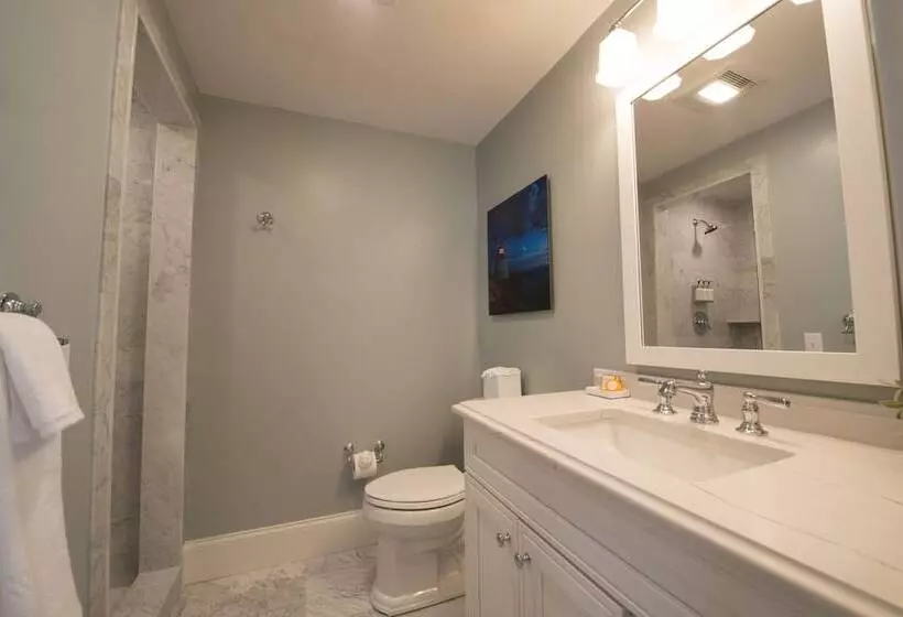 酒店 The Outlook Inn