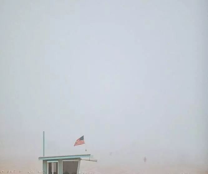 هتل The Sea View Inn At The Beach