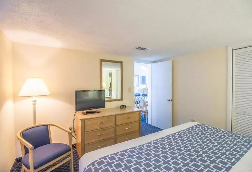 Yachtsman Oceanfront Resort