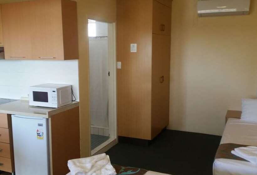 Отель Annerley Motor Inn