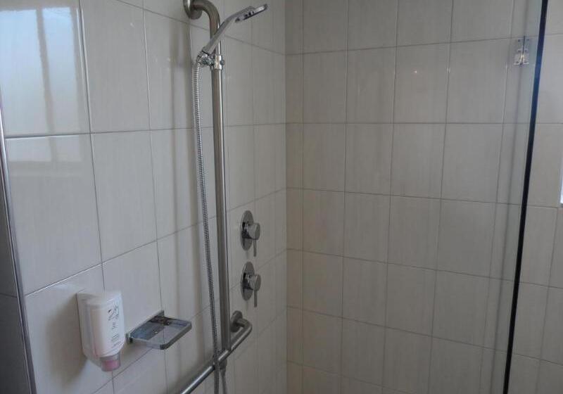 Hotel Atlantic Tower Motor Inn