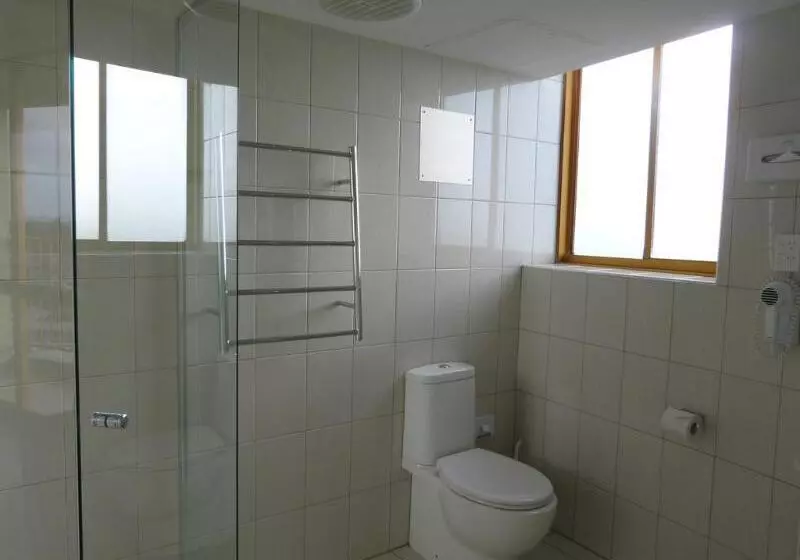 Отель Atlantic Tower Motor Inn