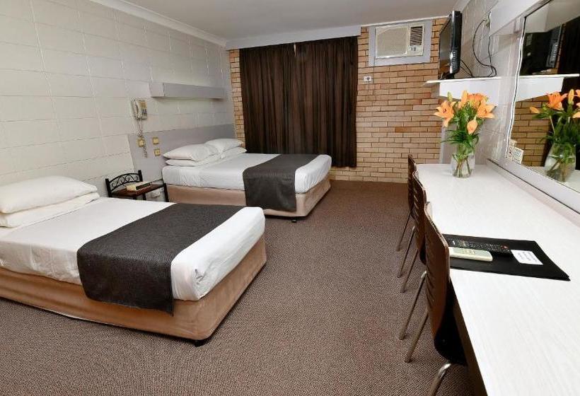 בית מלון כפרי Burke And Wills Motor Inn