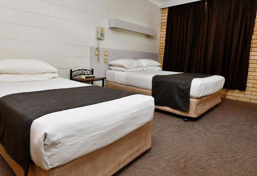 בית מלון כפרי Burke And Wills Motor Inn