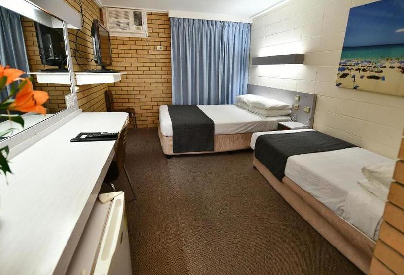 בית מלון כפרי Burke And Wills Motor Inn