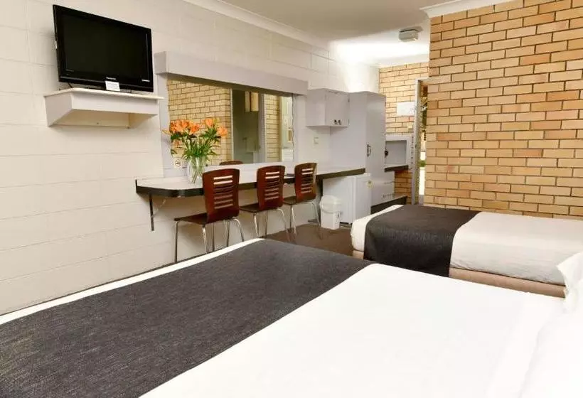 Отель Burke And Wills Motor Inn