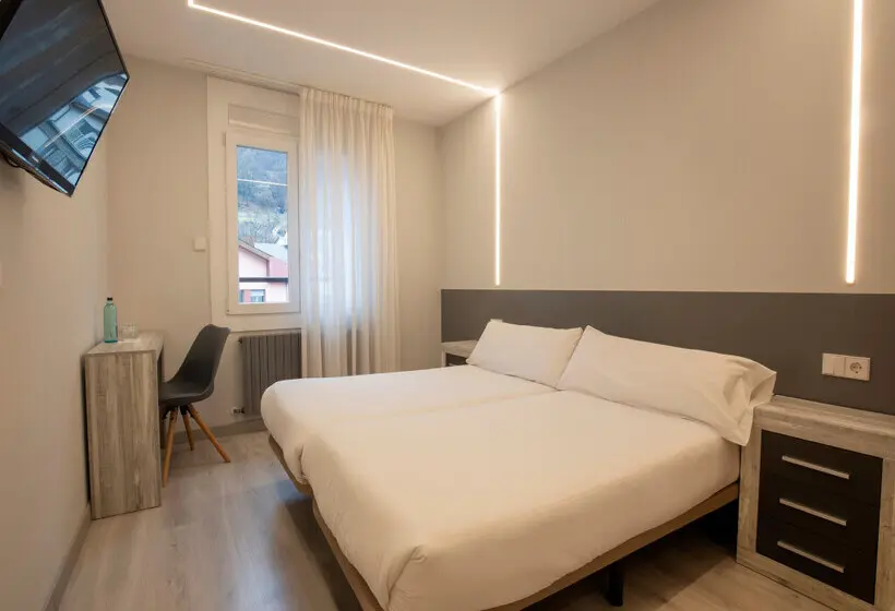 هتل Oros by Nexta