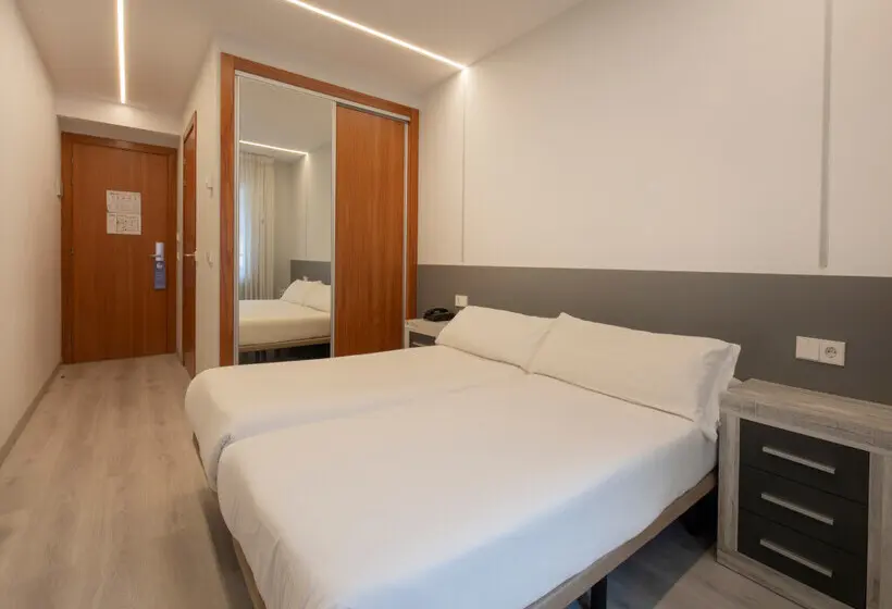 هتل Oros by Nexta