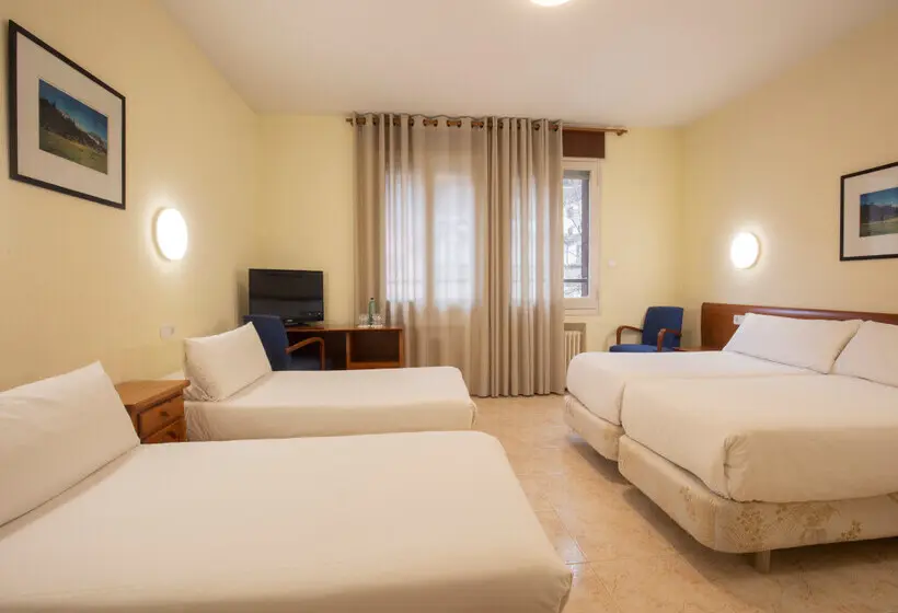 هتل Oros by Nexta