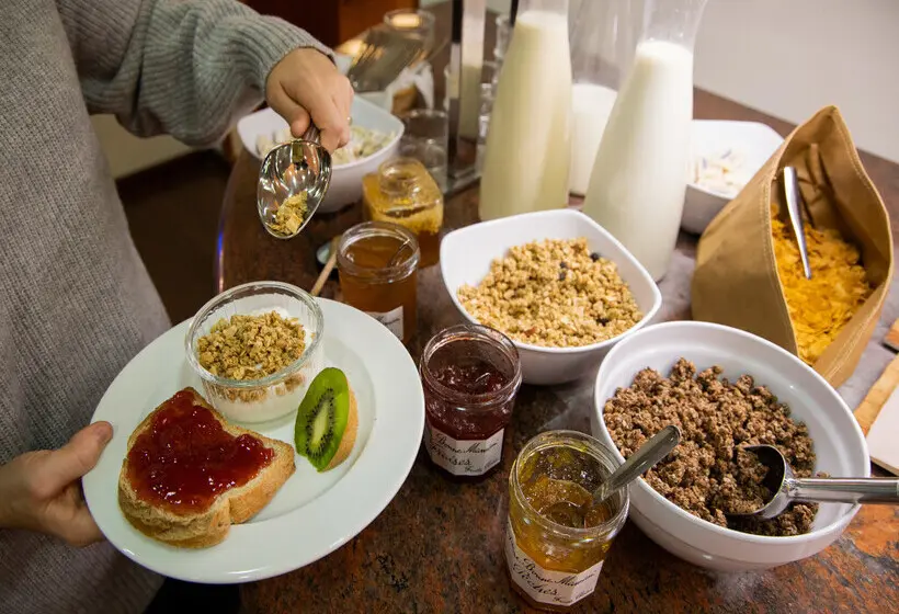 هتل Oros by Nexta