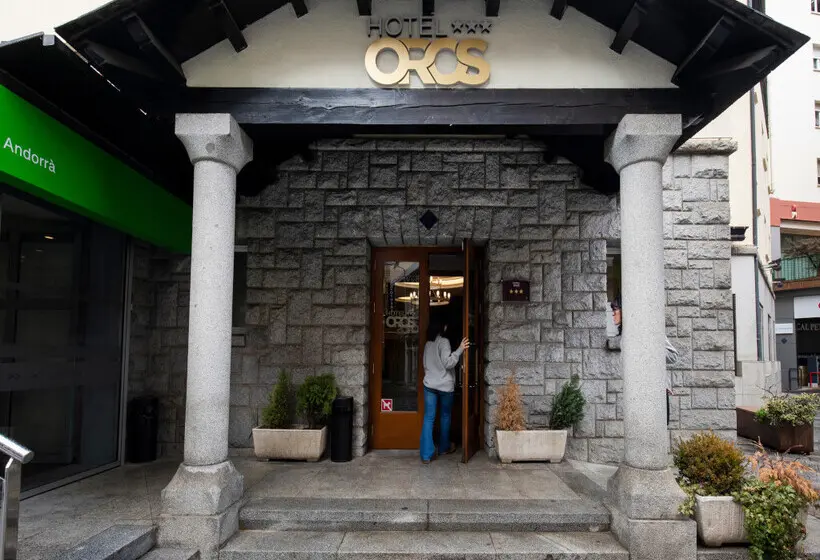 هتل Oros by Nexta