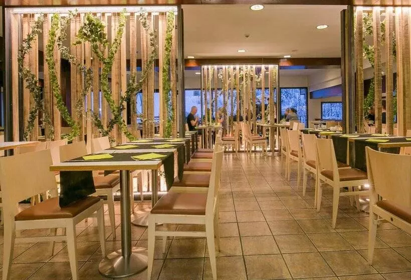 هتل Piolets Soldeu Centre by Nexta