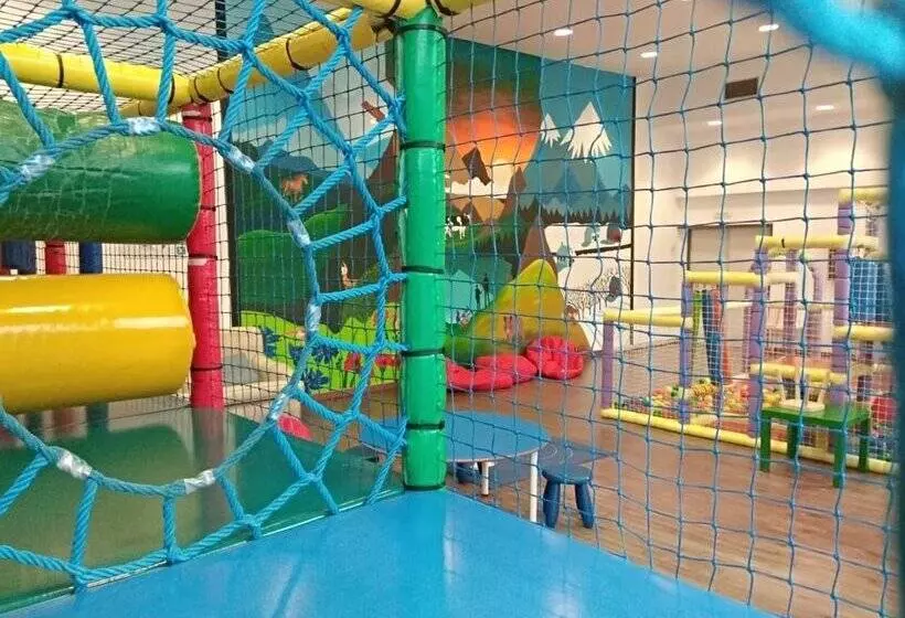 هتل Piolets Soldeu Centre by Nexta