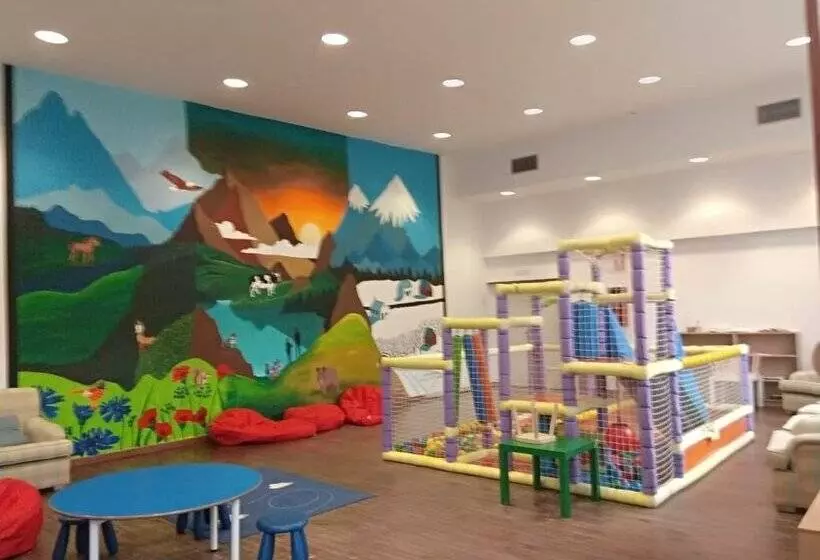 هتل Piolets Soldeu Centre by Nexta