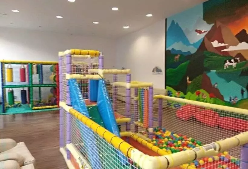 هتل Piolets Soldeu Centre by Nexta