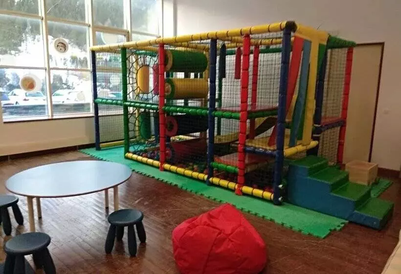 هتل Piolets Soldeu Centre by Nexta