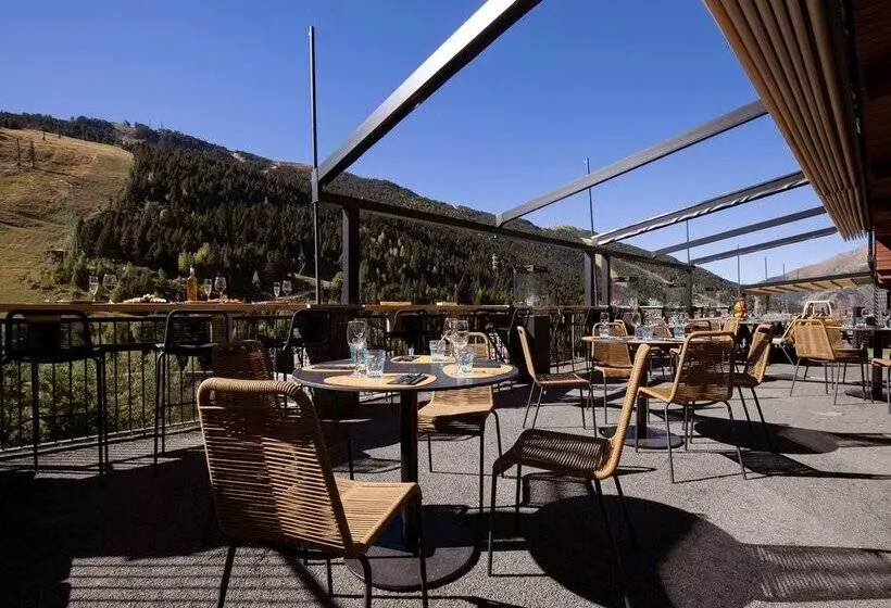 هتل Piolets Soldeu Centre by Nexta