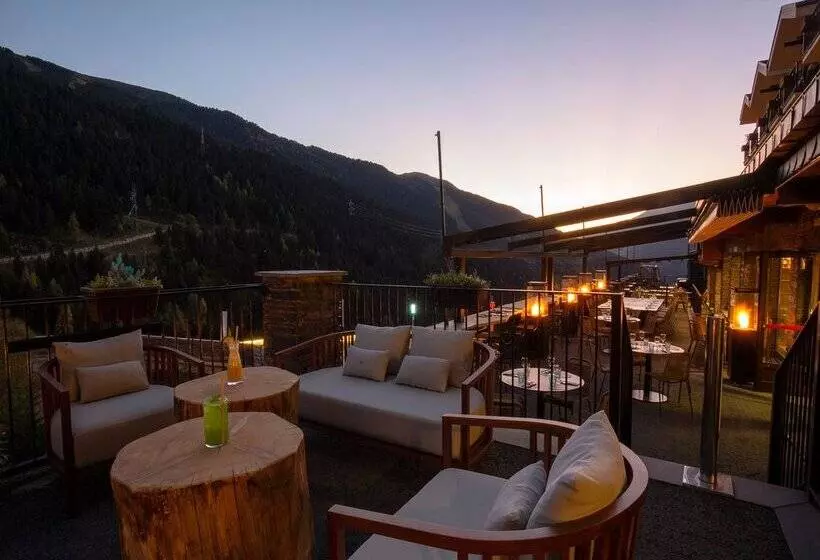 هتل Piolets Soldeu Centre by Nexta