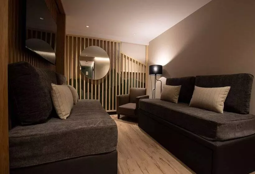 هتل Piolets Soldeu Centre by Nexta