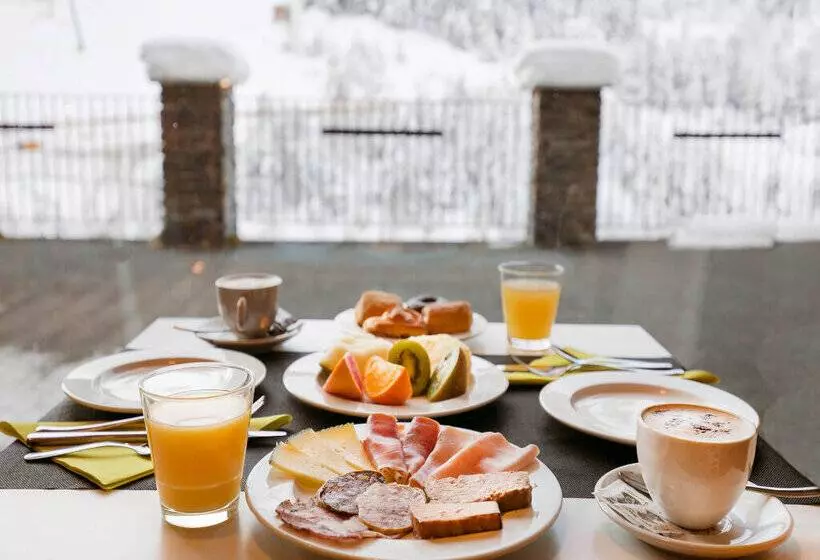 هتل Piolets Soldeu Centre by Nexta