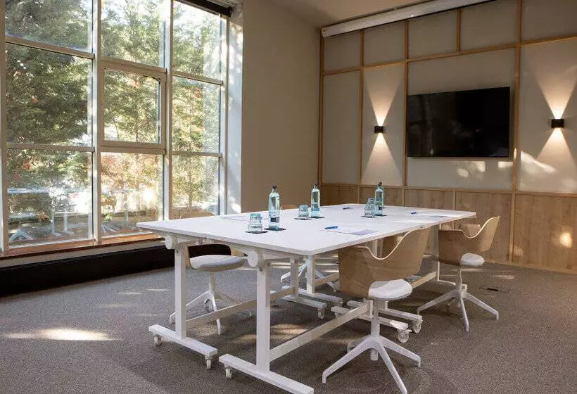 هتل Piolets Soldeu Centre by Nexta