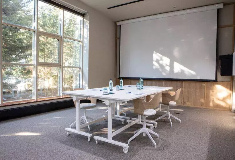 هتل Piolets Soldeu Centre by Nexta