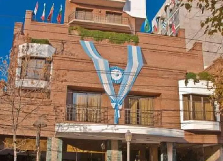 فندق Reina Victoria Suites & Towers