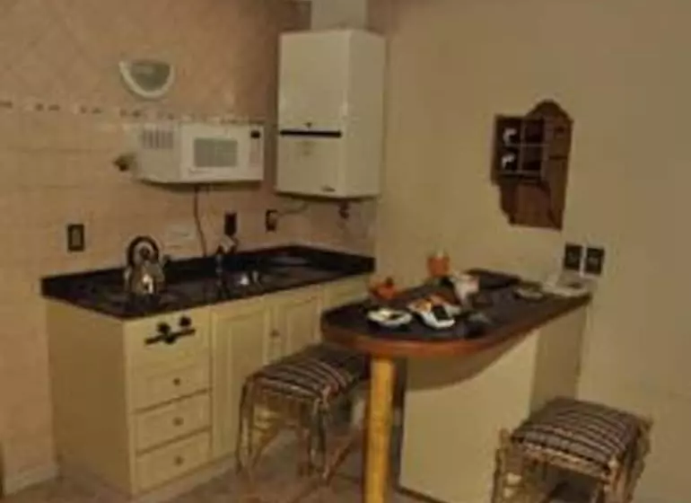 فندق Reina Victoria Suites & Towers