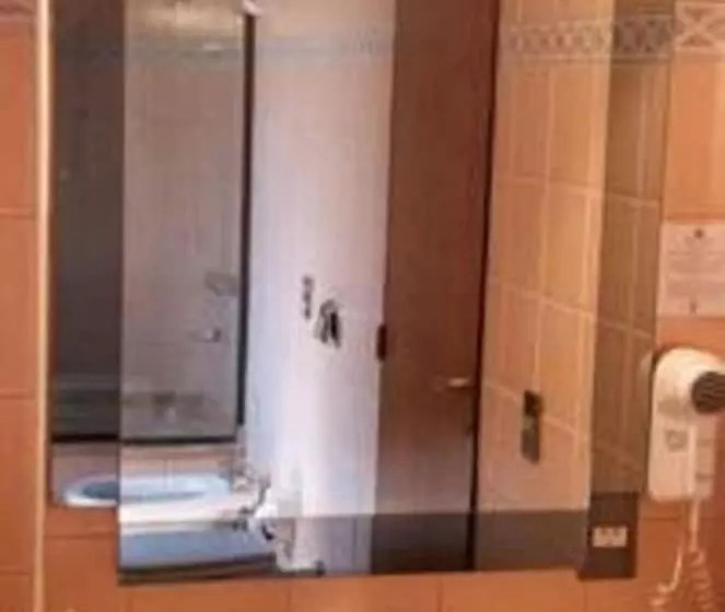 فندق Reina Victoria Suites & Towers