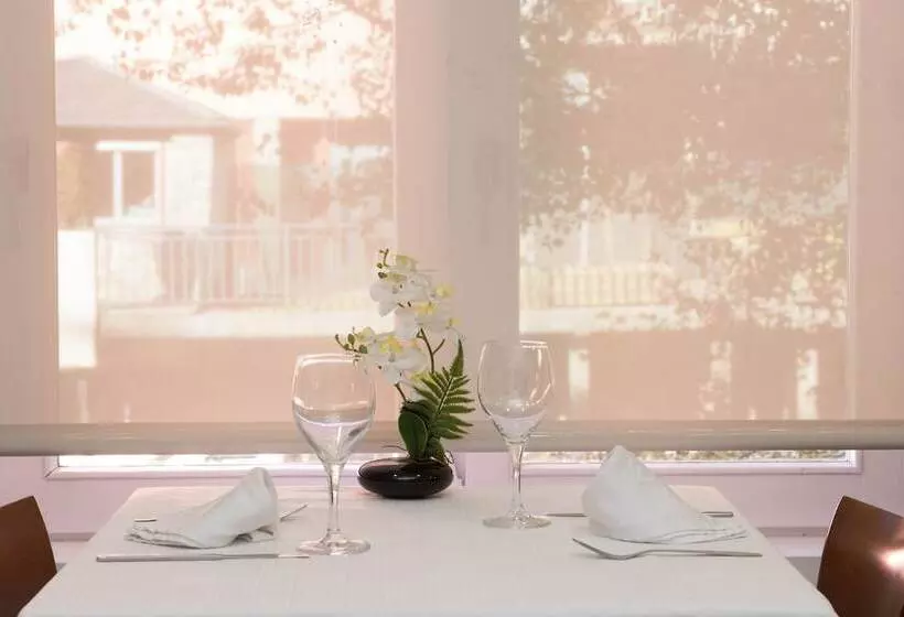 هتل Oros by Nexta