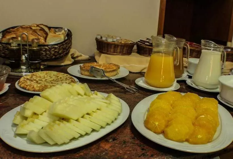 هتل Oros by Nexta