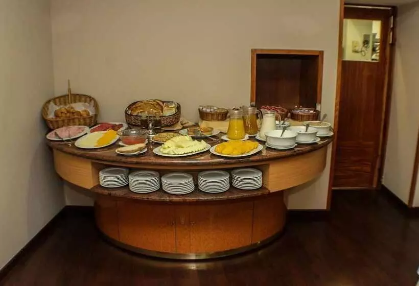 هتل Oros by Nexta