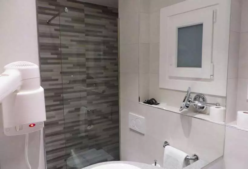 هتل Oros by Nexta