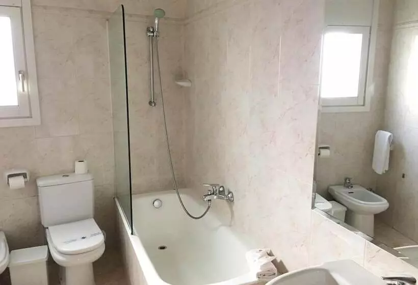 هتل Oros by Nexta