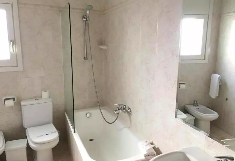 هتل Oros by Nexta