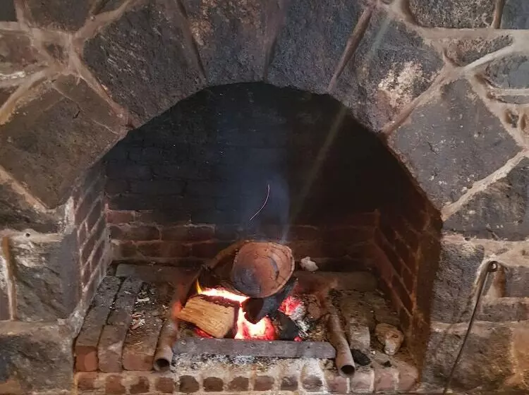 هتل The Caledonian Inn