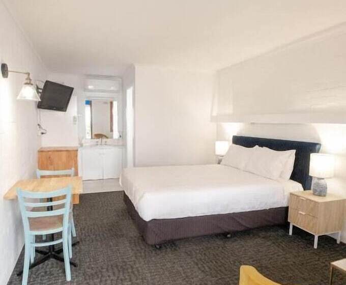 ホテル The Caledonian Inn