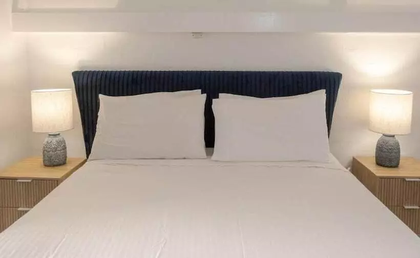 هتل The Caledonian Inn